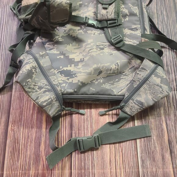 CODE ALPHA Expandable Backpack 3-Day Tactical Digital Camo US Military-Issued - Picture 7 of 13